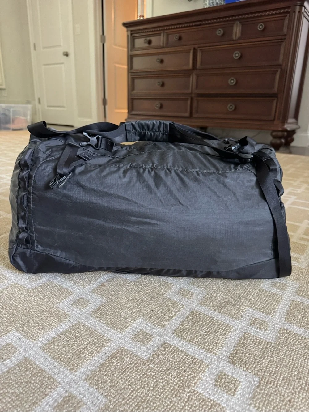 Patagonia Ultralight Black Hole Duffel Bag Backpack Black Packable Travel 30L